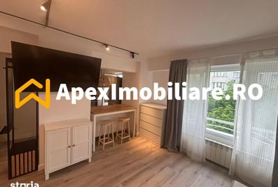 Garsonieră decomandată în Decebal