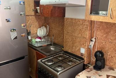 Apartament cu 2 camere nedecomandat în 9 Mai