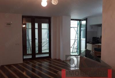 Casă cu 6 camere cu Teren 200 Mp în Central - 20
