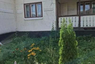 Casă cu 4 camere în Central - 6