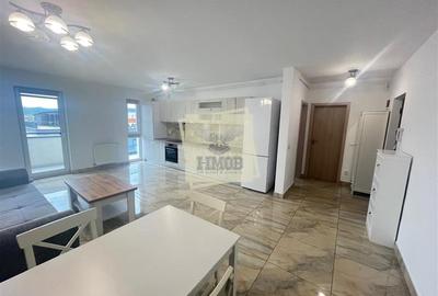 Apartament cu 2 camere semidecomandat, mobilat în Central