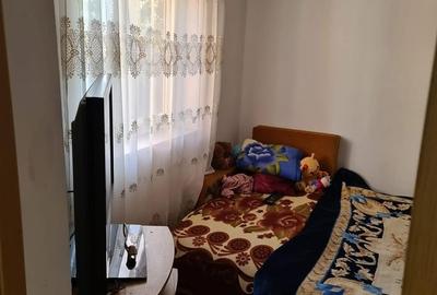Casă cu 6 camere cu Teren 1400 Mp în Central - 8