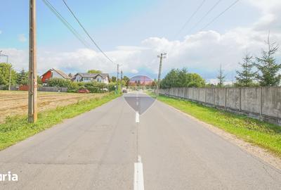 Teren de 800 mp, în Stupini