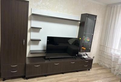 Apartament cu 2 camere decomandat în Titan