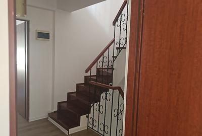 Casă cu 5 camere în Central - 6