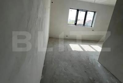 Casă cu 4 camere cu Teren 800 Mp în Central