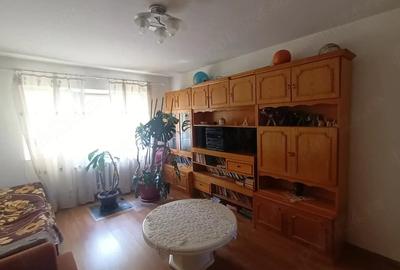 Apartament cu 2 camere decomandat în Independenței