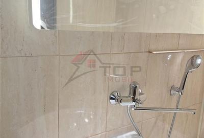 Apartament cu 3 camere nedecomandat în Alexandru cel Bun