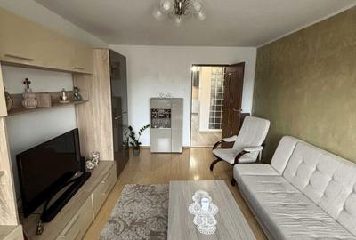 Apartament cu 3 camere decomandat în Tudor - 6