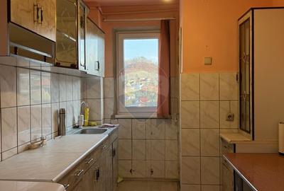 Apartament cu 2 camere semidecomandat în Central - 3
