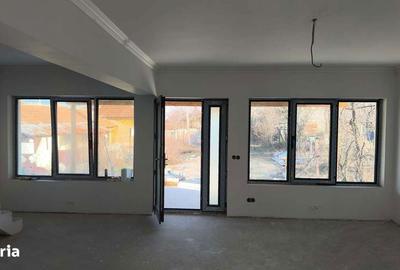 Casă cu 6 camere cu Teren 463 Mp în Costești - 6