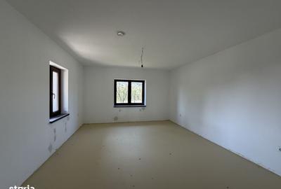 Casă cu 3 camere în Doba
