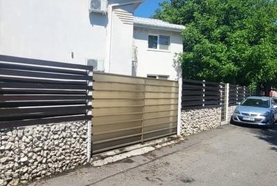 Casă cu 5 camere cu Teren 230 Mp în Central