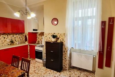 Garsonieră decomandată în Traian