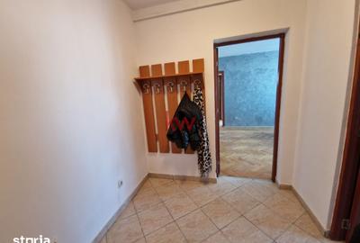 Apartament cu 2 camere, mobilat în Central