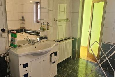 Casă cu 5 camere cu Teren 1000 Mp în Central - 5