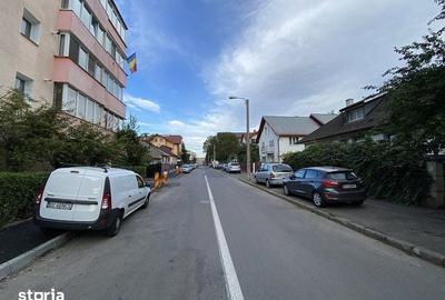 Apartament cu 2 camere decomandat în Astra