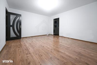 Apartament cu 2 camere semidecomandat în Rovine