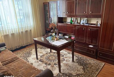 Apartament cu 3 camere semidecomandat în Central - 4