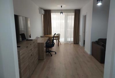 Garsonieră decomandată în Theodor Pallady