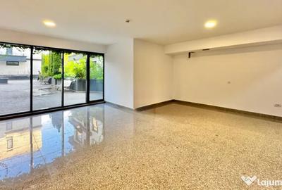 Spațiu comercial, de 32 mp, în Central
