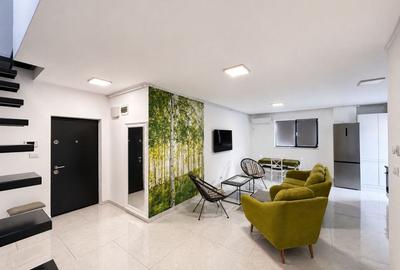 Apartament cu 3 camere decomandat, mobilat în Central