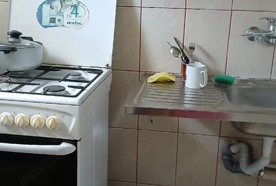 Garsonieră semidecomandată în Titan