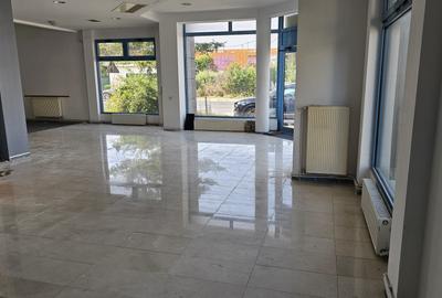 Spațiu comercial, de 180 mp, în Exterior Nord - 2