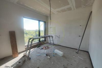 Casă cu 4 camere în Cârcea
