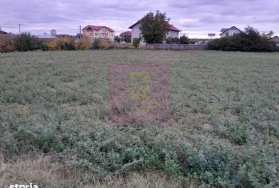 Teren de 2062 mp, în Manasia