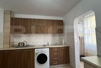 Apartament cu 2 camere decomandat, mobilat în Est