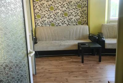 Apartament cu 2 camere semidecomandat în Mazepa 1