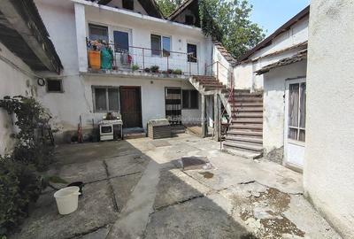 Casă cu 6 camere cu Teren 107 Mp în Central