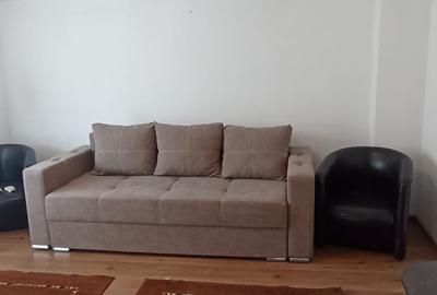 Apartament cu 2 camere decomandat în Calea Victoriei