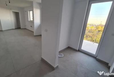 Apartament cu 4 camere decomandat în Micălaca - 7