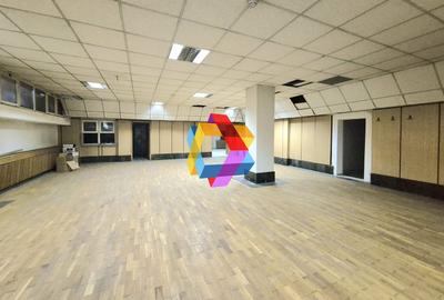 Spațiu comercial, de 3,900 mp, în Centrul Civic - 1