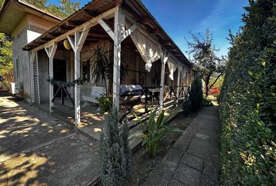 Casă cu 4 camere în Frumușani