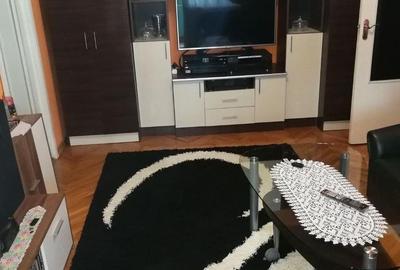 Apartament cu 3 camere semidecomandat în Botizului - 3