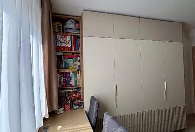 Apartament cu 3 camere decomandat, mobilat în Tractorul - 11