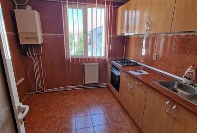 Apartament cu 3 camere decomandat în Central - 9