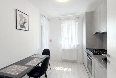 Apartament cu 2 camere decomandat, mobilat în Tractorul - 3
