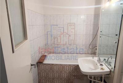 Apartament cu 2 camere decomandat în Alexandru cel Bun - 14