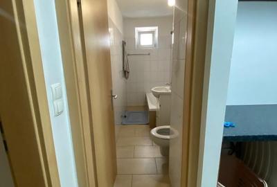 Apartament cu 2 camere decomandat în Micro 15 - 7