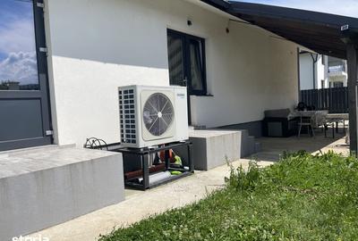 Casă cu 4 camere cu Teren 500 Mp în Central
