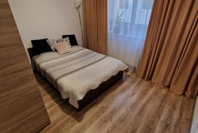 Apartament cu 3 camere decomandat în Central - 2