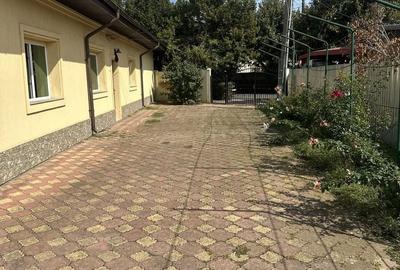 Casă cu 4 camere în Afumați