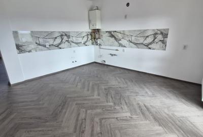 Casă cu 4 camere cu Teren 300 Mp în Sud-Est - 10