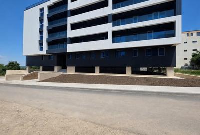 Apartament cu 2 camere decomandat în Tomis Nord