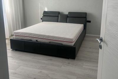 Apartament cu 4 camere decomandat în Colentina