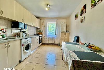 Apartament cu 2 camere decomandat în Plopilor - 1